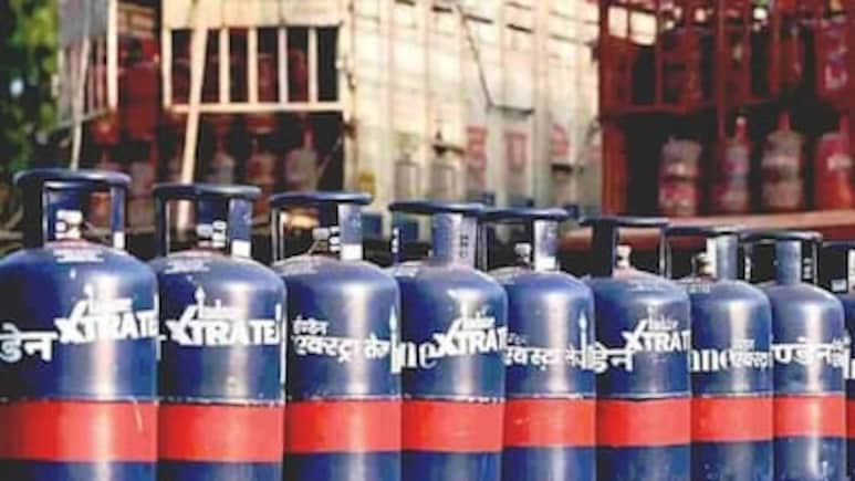 19 Kg Commercial LPG Cylinder Prices Cut By Over Rs 200 In Delhi And Kolkata After Record Hikes