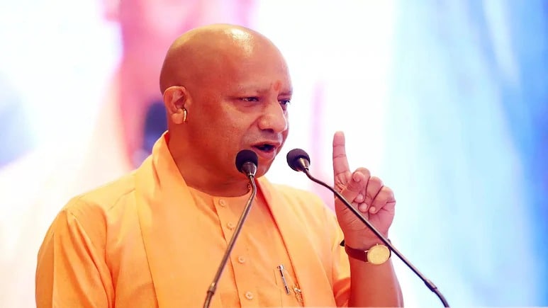 रक्षा बंधन पर महिलाओं को CM योगी का गिफ्ट, बस में कर सकेंगी फ्री सफर
