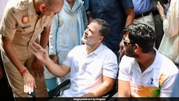 "3 Pellets In Eye, 200 In Body": Rahul Gandhi Protests With Victim, Demands FIR