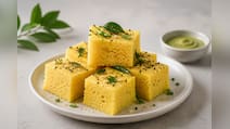 आज क्या बनाऊं: बासी चावल को दें नया ट्विस्ट, सिर्फ 10 मिनट में बनाएं एकदम सॉफ्ट गुजराती ढोकला