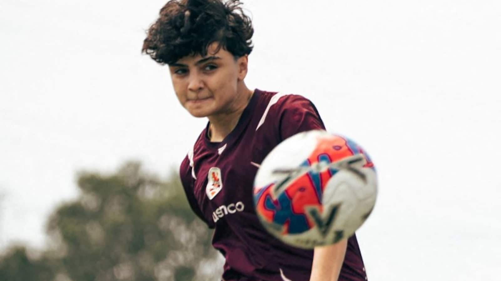 Australia Grants Citizenship To 2 Iranian Womens Soccer Players Who Sought Asylum