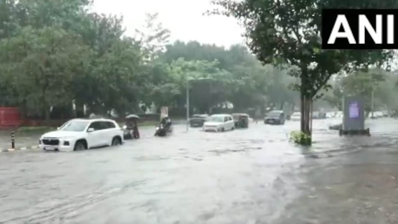 Weather LIVE Updates: Heavy Rain In Delhi, Waterlogging, Traffic Jams In Many Areas