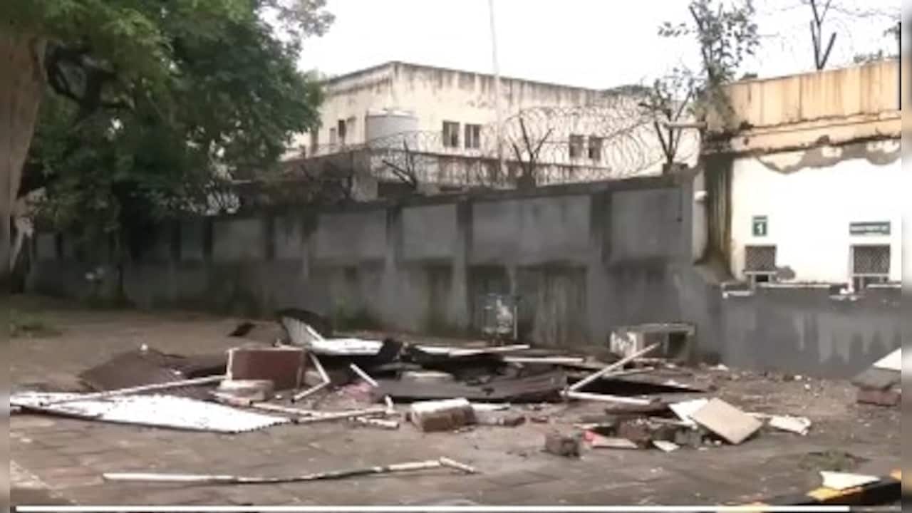 New Delhi Removes Encroachments Outside Pakistan High Commission