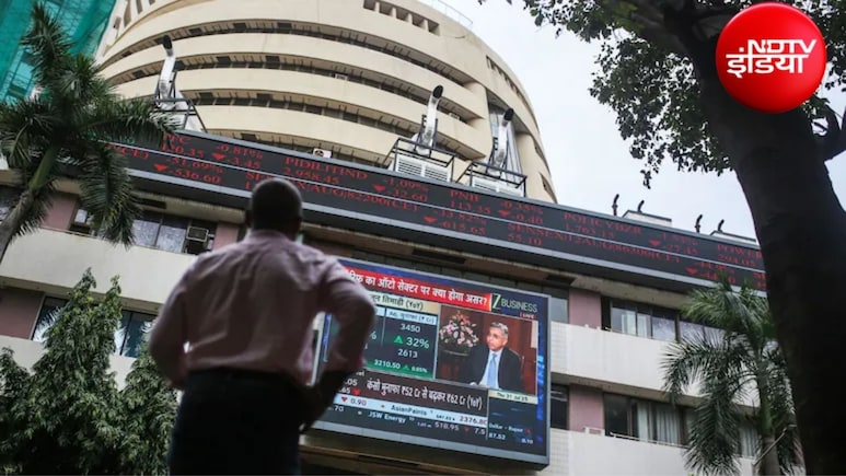 Stock Market Today: गिरावट के साथ खुला शेयर बाजार, सेंसेक्स 176 अंक टूटा, निफ्टी भी 24,350 के नीचे फिसला