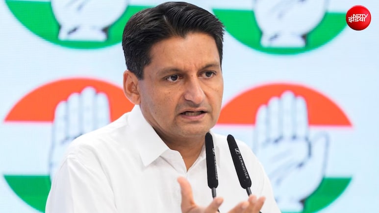 सज्जन कुमार को दी श्रद्धांजलि पर घिरे दीपेंदर हुड्डा तो आई सफाई, बोले- हमारा रिश्ता तो भाइयों जैसा
