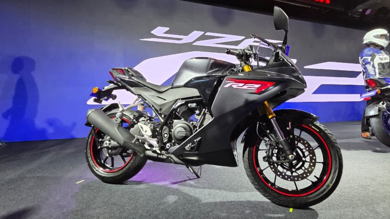 KTM की उड़ेगी नींद! Yamaha YZF-R2 भारत में लॉन्च, जानिए खासियत और कीमत