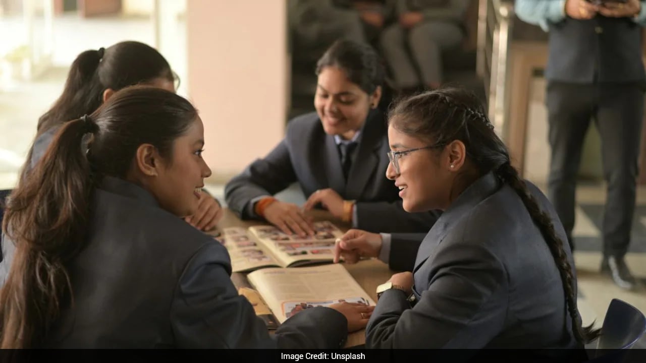 Delhi Revises Class 9 Exam Rules: Vocational Education, Third Language Now Compulsory