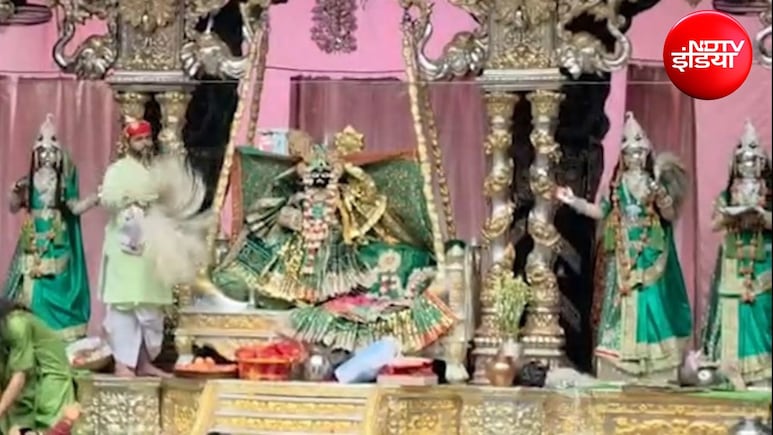 Hariyali Teej 2026: हरियाली तीज पर हरे रंग में रंगे बांके बिहारी, सोने-चांदी के झूले पर राधा संग झूले ठाकुर जी