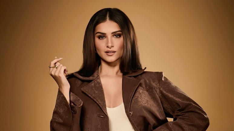 <i>Toxic</i> Star Tara Sutaria Recalls Getting Her First Period At 14 While Singing On Stage