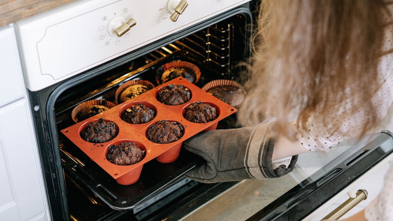 A neat lineup of muffin and cake moulds ready to turn simple batter into perfectly shaped bakes A neat lineup of muffin and cake moulds ready to turn simple batter into perfectly shaped bakes