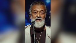 'I Am Prepared To Go': Lucky Ali Says He Carries Burial Cloth While Travelling. Watch Viral Video
