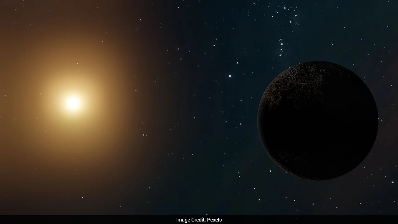 Super-Earth atmosphere discovery