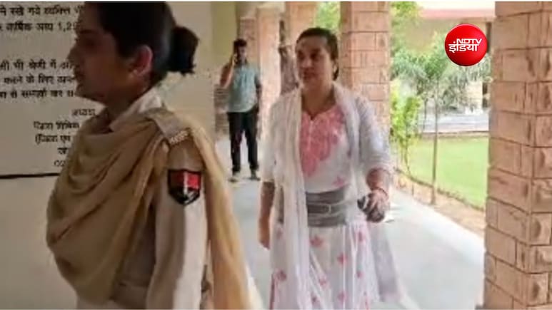 लेडी डॉन सुमता बिश्नोई को पुलिस ने जाल-बिछाकर दबोचा, व्यापारी से 2 करोड़ 45 लाख ठगने का आरोप