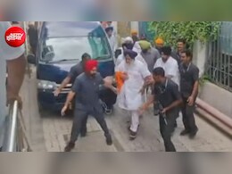 सुखबीर सिंह बादल पर जानलेवा हमला, पुलिसकर्मी भी घायल; अस्पताल में भर्ती