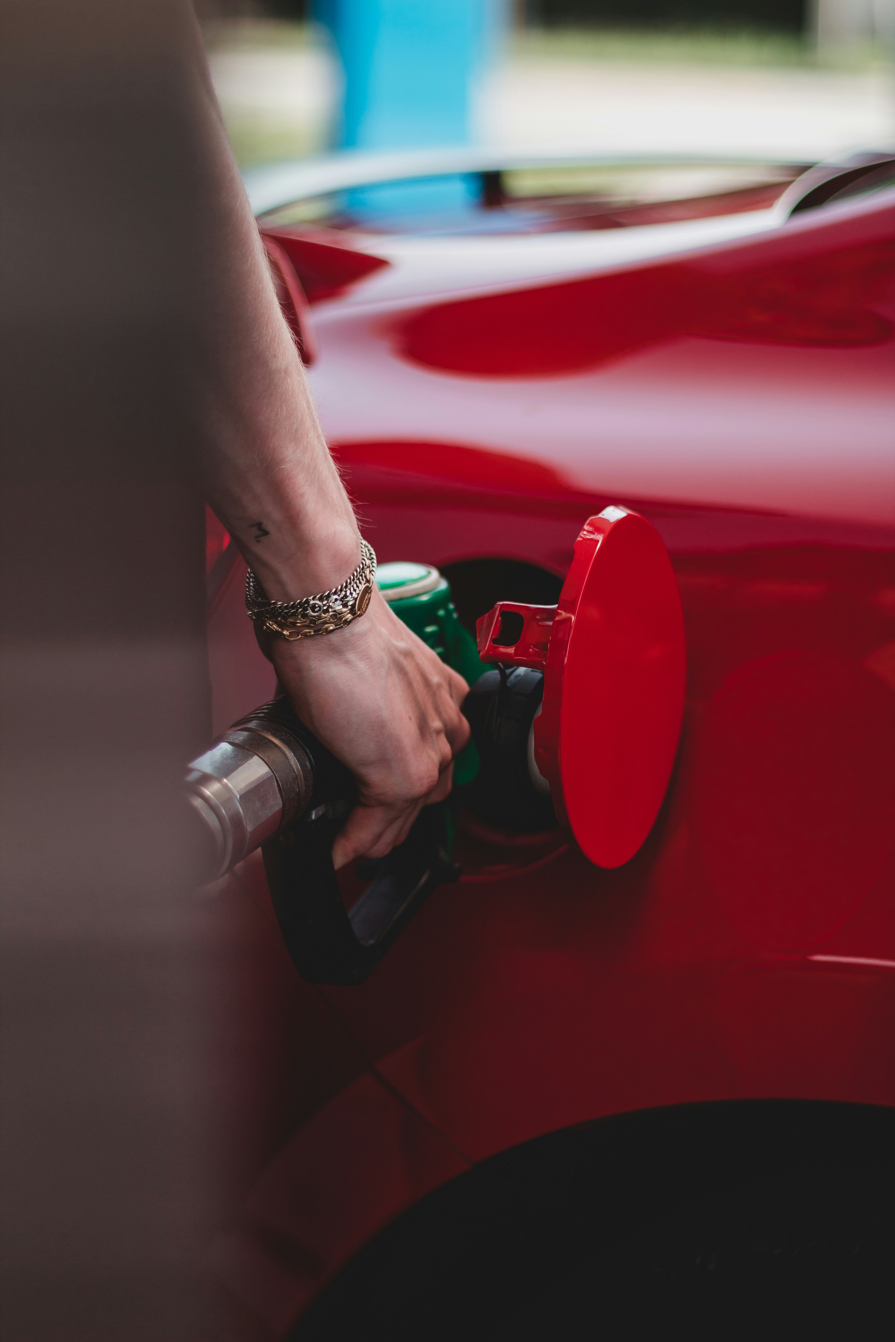 College student works at petrol pump on weekends to pay her college fees