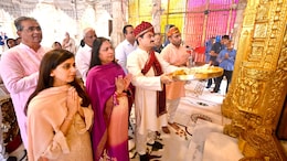Gautam Adani Offers Prayers At Mahudi Jain Temple In Gandhinagar