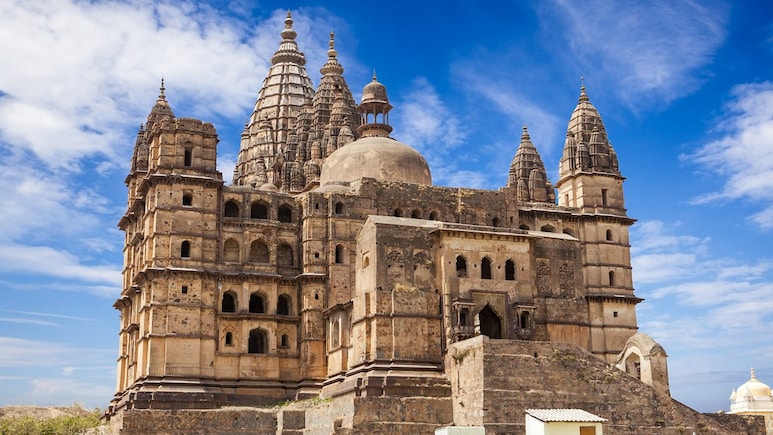 This Charming Madhya Pradesh Town Looks Frozen In Time. 5 Places You Cannot Miss