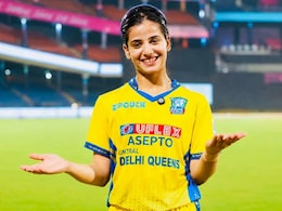 Who Is Medhavi Bidhuri: Delhi Cricketer Going Viral For '6-7' Celebration