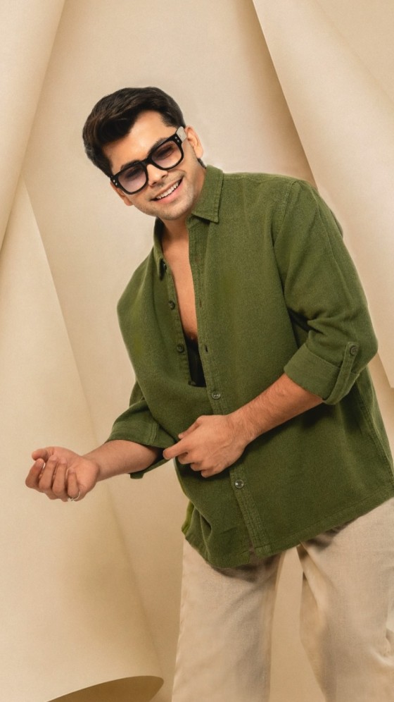 Siddharth Nigam Serves Effortless Casual Cool
