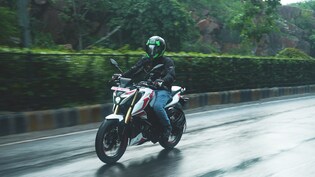 Bajaj Pulsar N160 4V Review: The One To Buy, Or Just A Feature Upgrade?