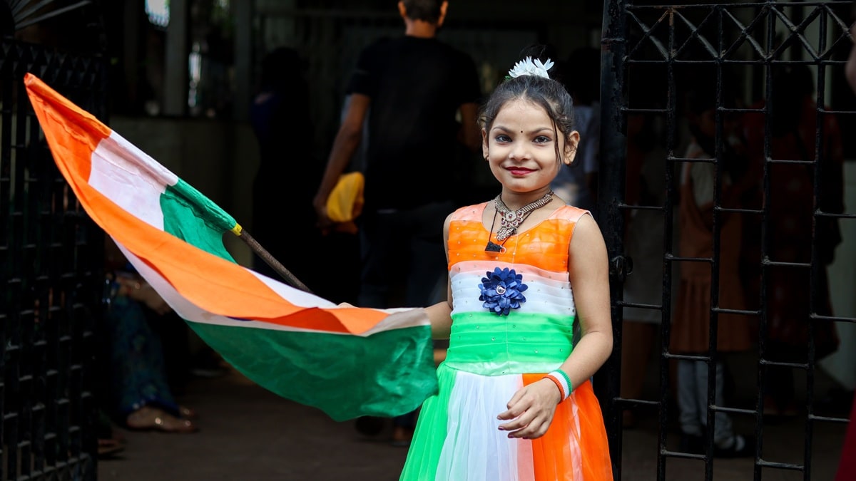 Independence Day 2026: लाल किले पर झंडा फहराना या तिरंगे की ड्रेस, AI के जरिए सब होगा मुमकिन, जानें कैसे