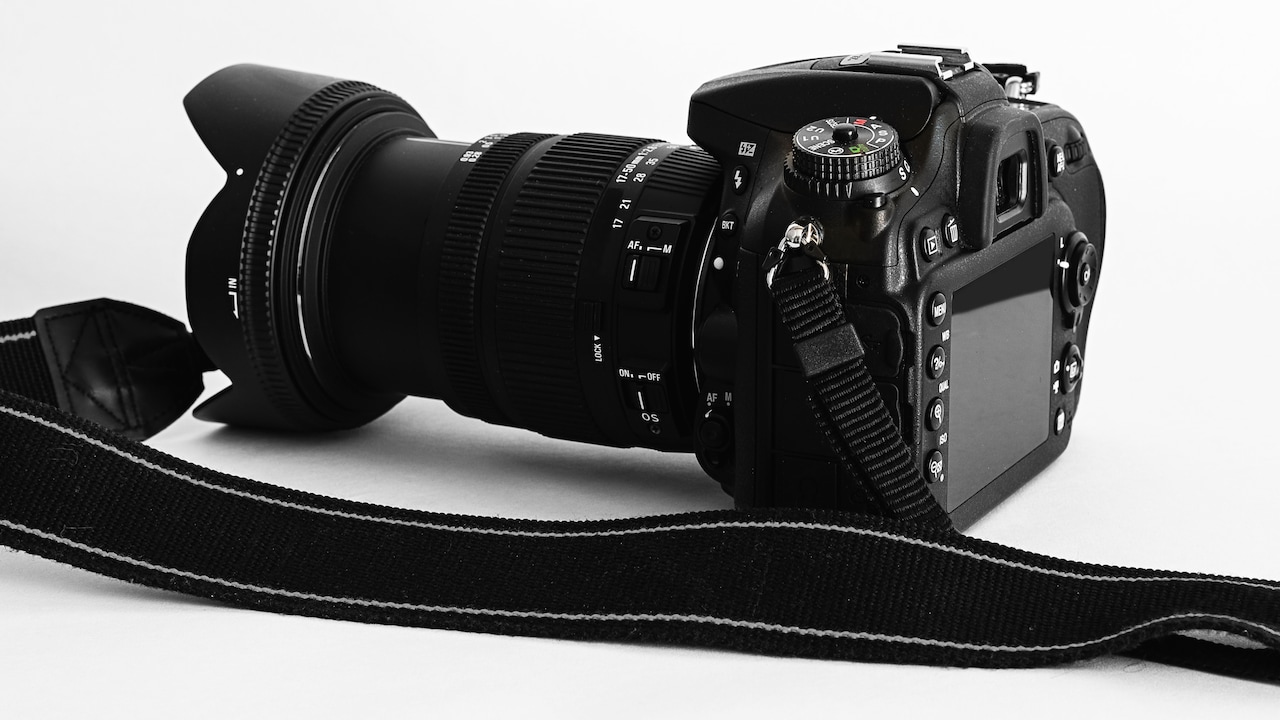 10 Reasons Night Photos Look Overprocessed Even On DSLR Camera 10 Reasons Night Photos Look Overprocessed Even On DSLR Camera