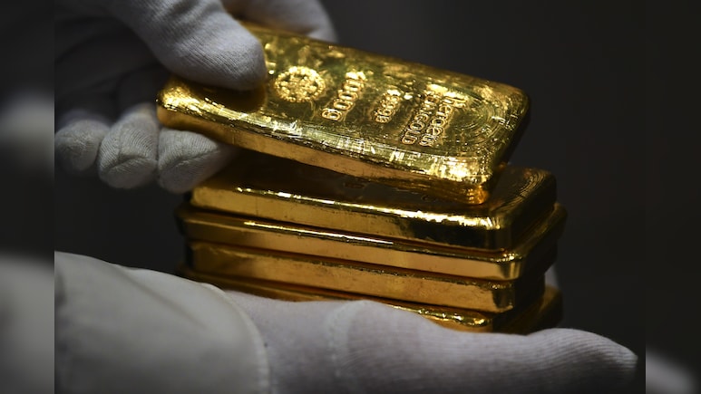 Gold Set For Third Weekly Gain On US Treasury Buyback Plans
