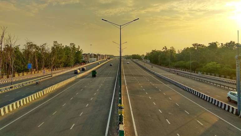 New Six-Lane Expressway May Cut Bhopal-Indore Travel Time By Half