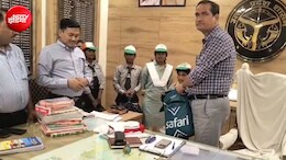 कौन हैं मथुरा के DM चंद्र प्रकाश सिंह और SDM अखिलेश कुमार, जिन्होंने की कांवड़ उठाने वाले गरीब बच्चों की मदद
