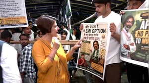 'If Jobs Are Being Sold, Give Us An EMI Option Too': Jharkhand Students' Sharp Message
