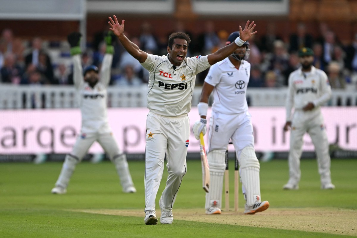 2nd Test LIVE: Pakistan On Brink Of Another Humiliation Amid Imran Khan Drama