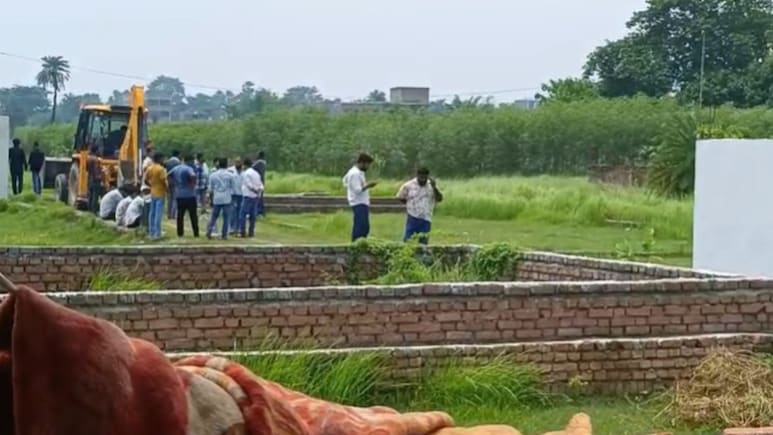 चिराग पासवान के विधायक के घर पर पुलिस की रेड, पूरा मामला क्या है?