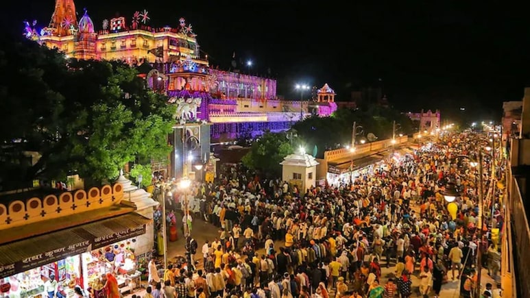 कान्हा की नगरी मथुरा से द्वारका तक, जन्माष्टमी पर भगवान कृष्ण के दर्शन के लिए 5 सबसे खास जगहें