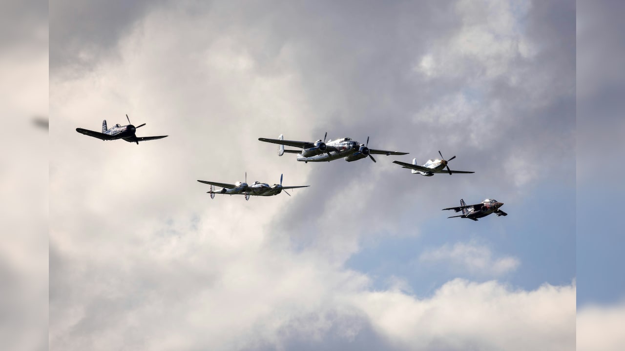 Taiwan Detects 5 PLA Aircraft Sorties, 8 PLAN Vessels Around Island