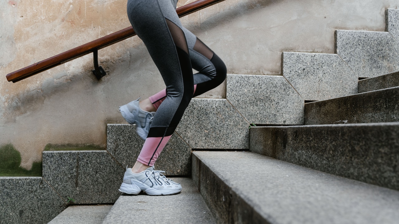 Are Your Sports Leggings See-Through? 10 Easy Checks For Better Coverage