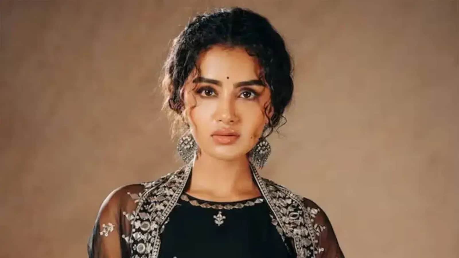 Anupama Parameswaran Details Health Impact of Narcissistic Abuse in Past Relationship