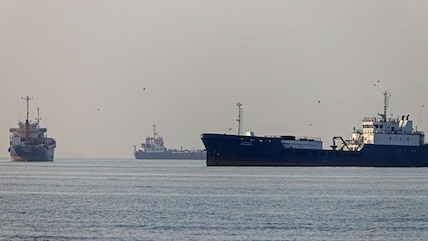 Iran, Oman Discuss Temporary Hormuz Corridor As Impasse With US Drags On