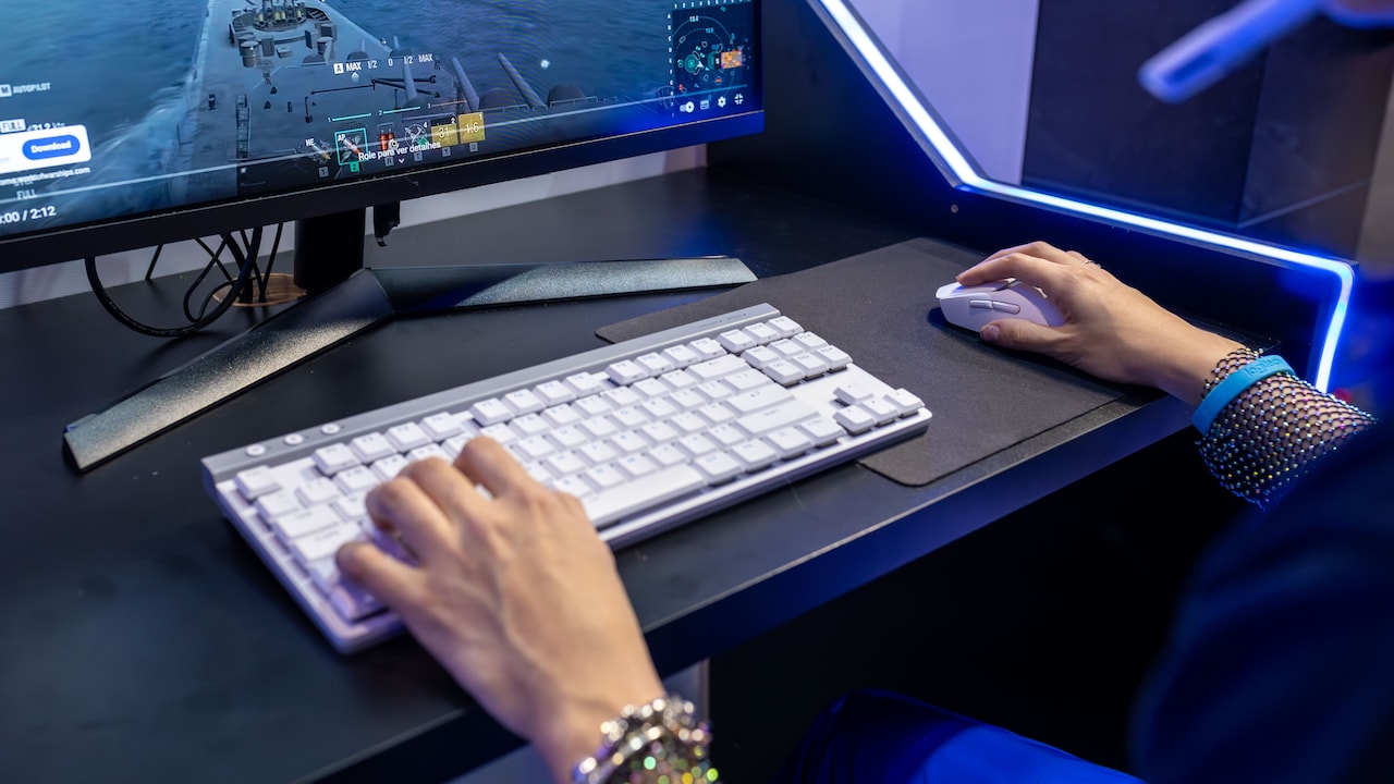 5 Compact Gaming Keyboards That Leave More Space For Mouse Movement 5 Compact Gaming Keyboards That Leave More Space For Mouse Movement