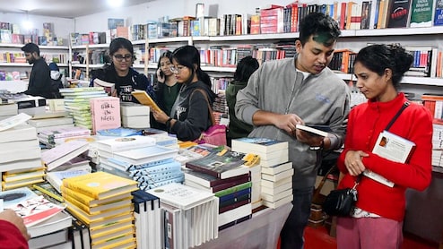 दिल्ली में फिर लगा Book Fair, फ्री एंट्री, हजारों किताबों का कलेक्शन, जानें लोकेशन और टाइमिंग