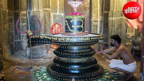 Sawan Somwar: सावन के तीसरे सोमवार पर बनेंगे 9 शुभ संयोग, जानिए भगवान शिव को क्या अर्पित करना माना जाता है शुभ