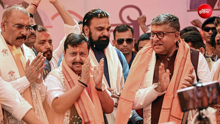 कुशवाहा के आगे क्यों मजबूर दिख रही भाजपा? क्या गठबंधन के लिए भूमिहार वोट बैंक की हो रही अनदेखी