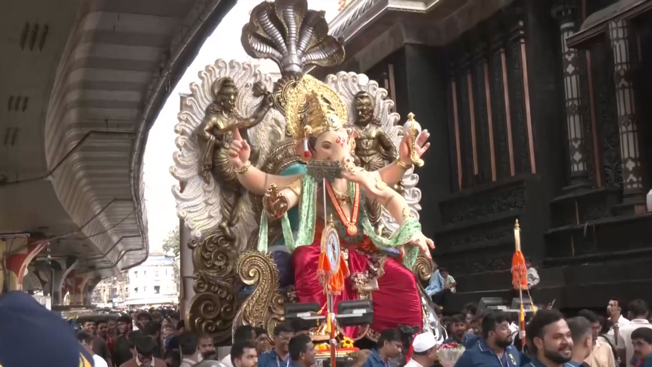Mumbai Gears Up For Ganesh Chaturthi As Preparations Gather Momentum Across The City