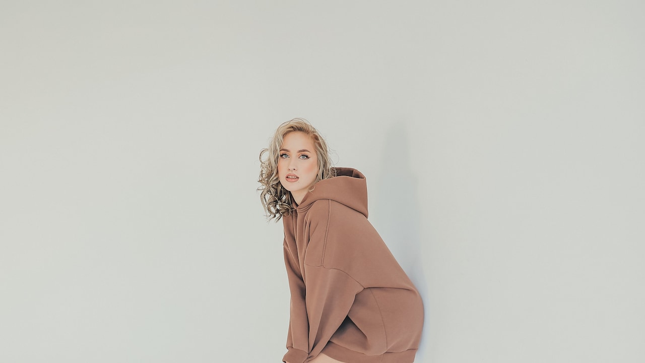 Which accessories do you want to pair with oversized dress?