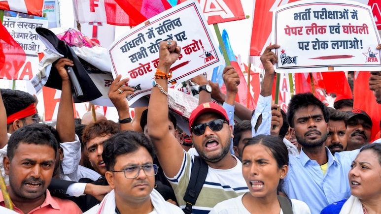 Journalists, Lawyer Dropped From Students' List For Talks After Jharkhand Objects