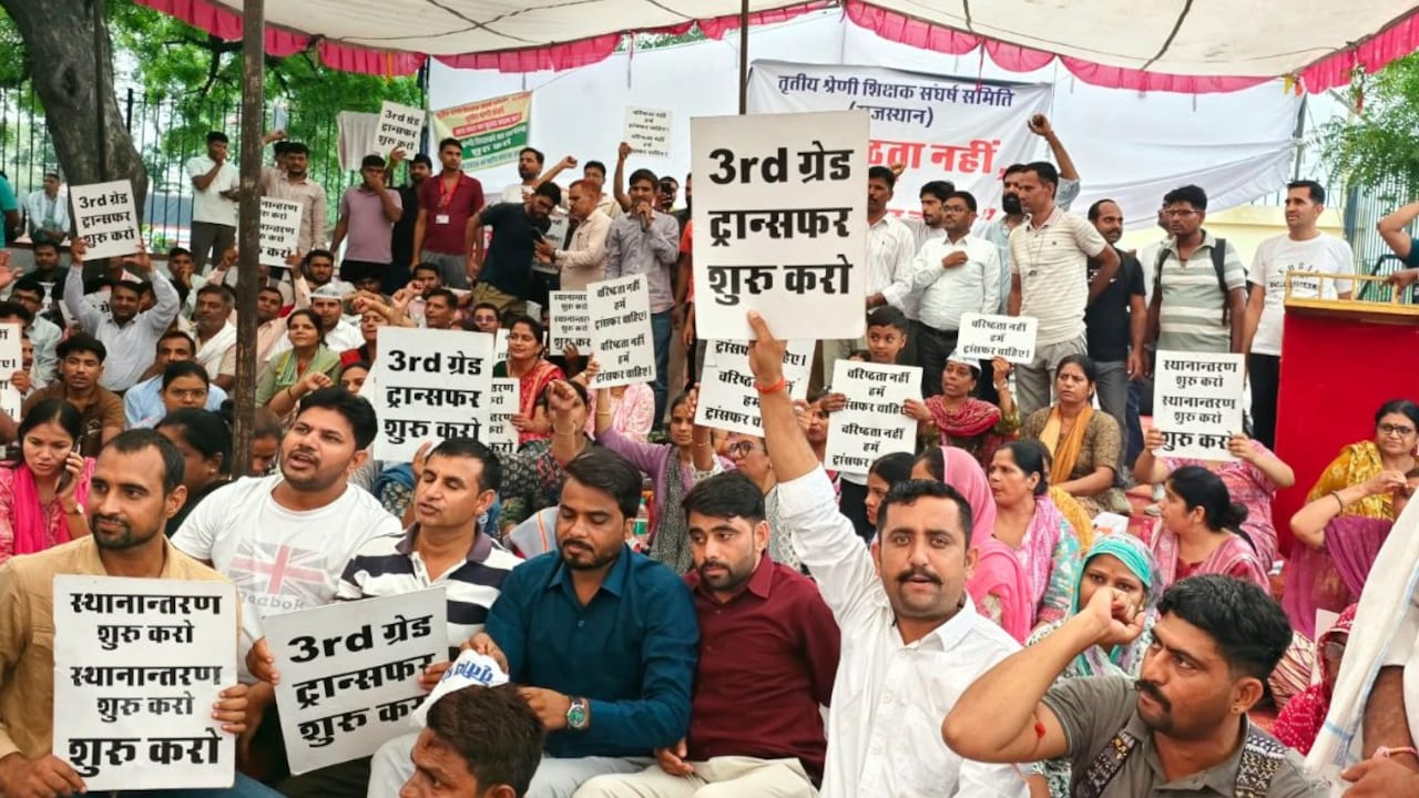 जयपुर में शिक्षकों का धरना खत्म, मदन दिलावर का आश्वासन- ट्रांसफर नीति को जल्द मिलेगी मंजूरी
