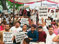 जयपुर में शिक्षकों का धरना खत्म, राजस्थान में जल्द लागू होगी ट्रांसफर नीति; मदन दिलावर का आश्वासन