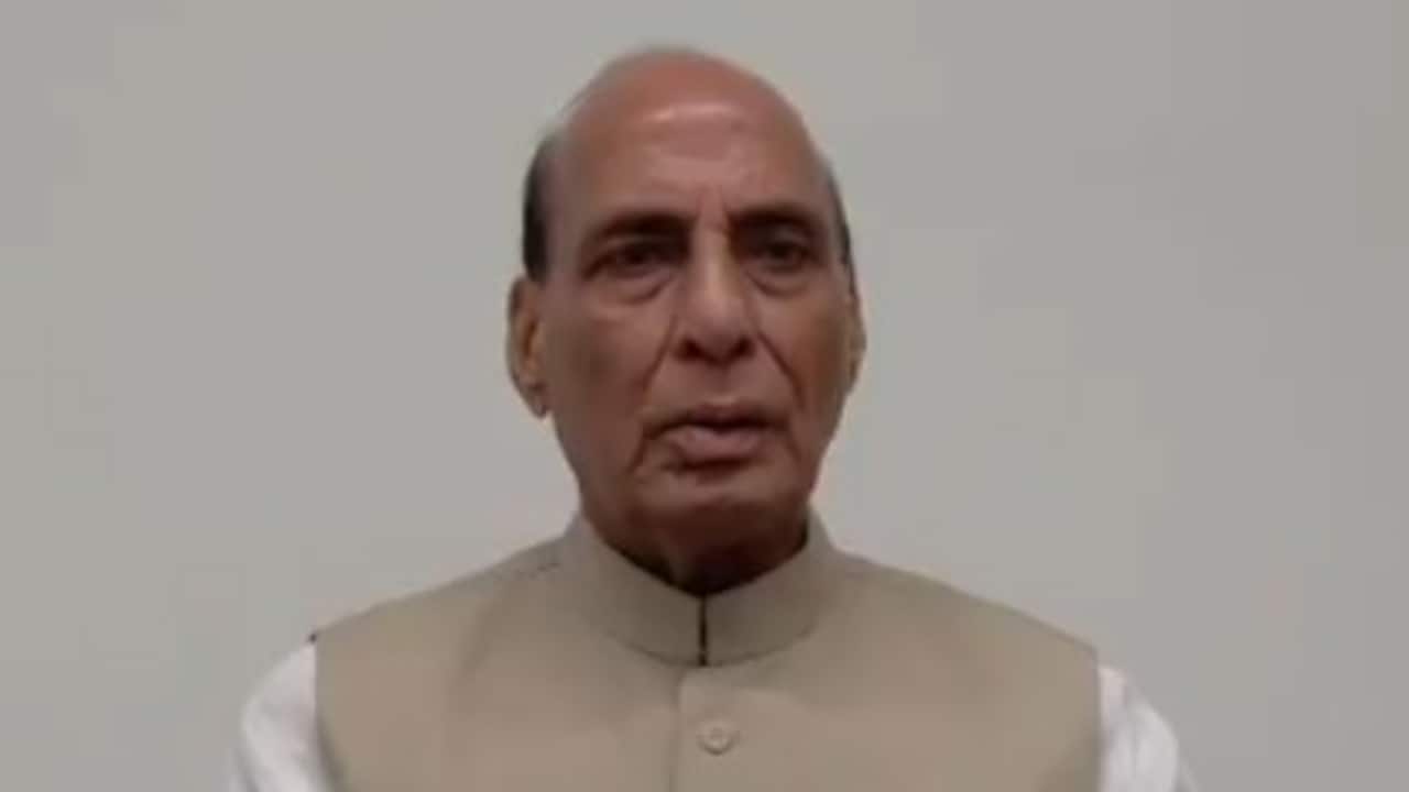 Extremely Regrettable: Rajnath Singh Targets Congress Over Vande Mataram Row