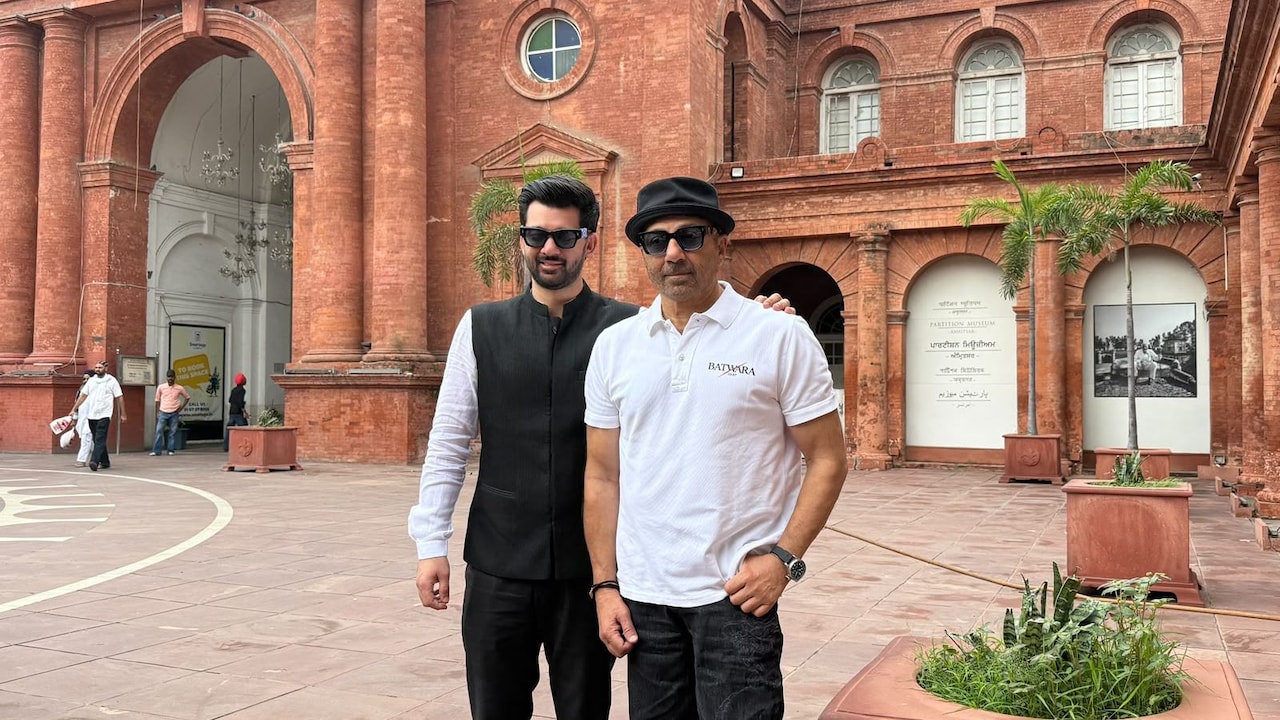 बंटवारे के जख्मों को पार्टिशन म्यूजियम में देख इमोशनल हुए सनी देओल, तस्वीरों में दिखा 1947 के विभाजन का दर्द