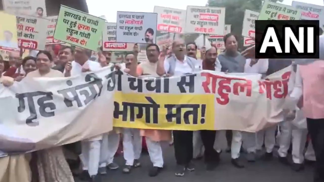 Parliament Monsoon Session 2026 LIVE Updates: NDA सांसदों ने न‍िकाला मार्च, संसद की कार्यवाही दोपहर 2 बजे तक के ल‍िए स्‍थग‍ित