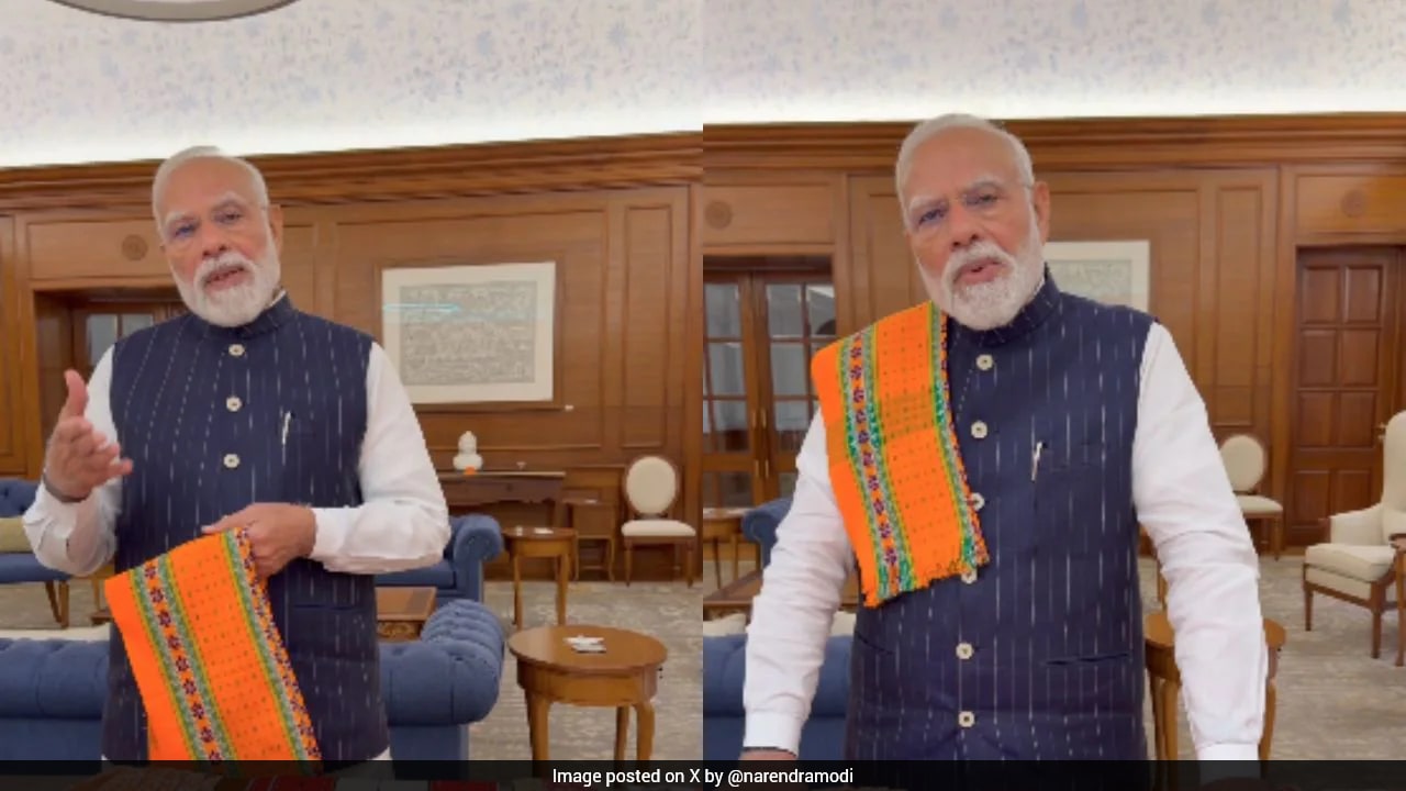 Buy Handloom Products, Share "Get Ready With Me" Videos: PM Modi